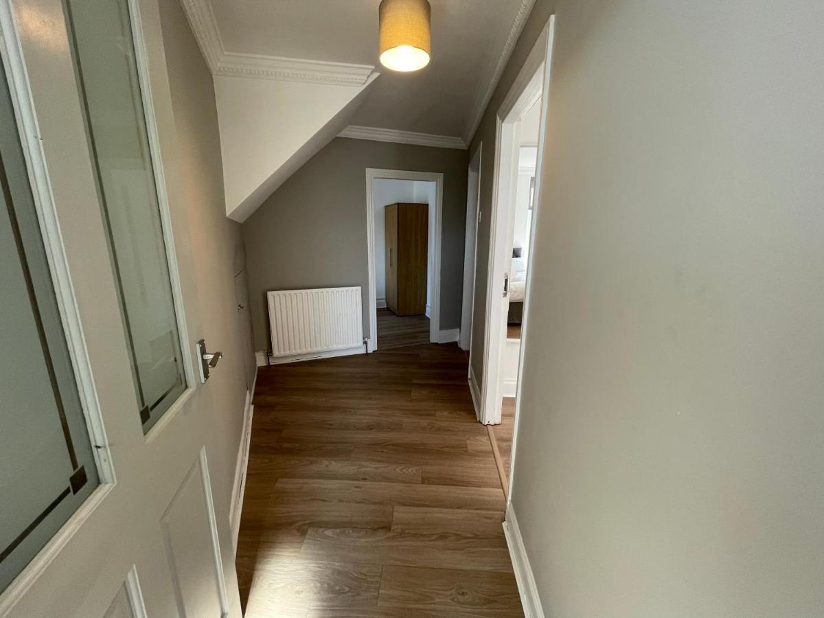 Huge Serviced Apartment With Free Parking Jesmond Exteriör bild